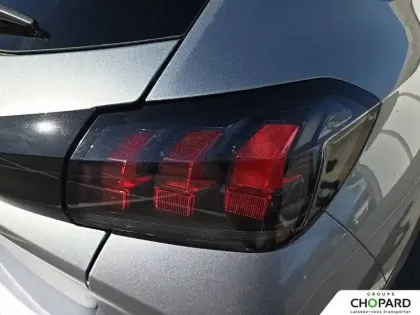 Photo 64 Peugeot 208  PureTech 75 S&S BVM5