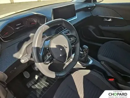 Photo 75 Peugeot 208  PureTech 75 S&S BVM5