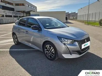 Photo 106 Peugeot 208  PureTech 75 S&S BVM5