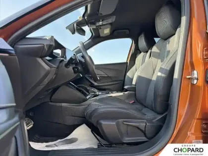 Photo 10 Peugeot 2008  BlueHDi 130 S&S EAT8