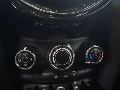 Photo 19 Mini Mini Hatch 3 Portes One 102 ch