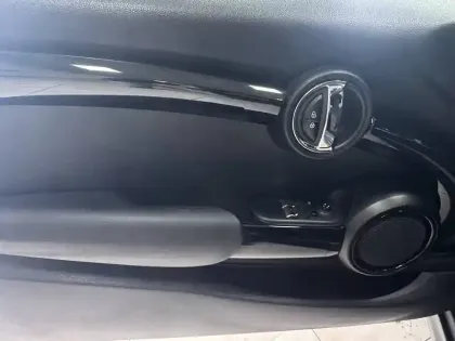 Photo 8 Mini Mini Hatch 3 Portes One 102 ch