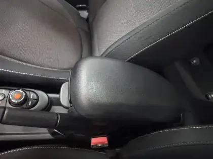 Photo 23 Mini Mini Hatch 3 Portes One 102 ch