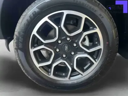 Photo 12 Ford Ranger Gén. IV (P703) Ph1 Wildtrak 4