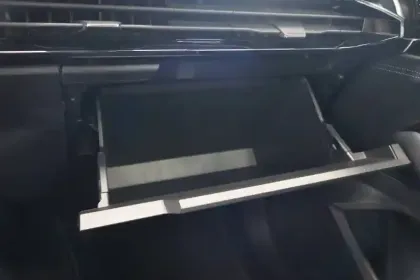 Photo 8 Renault Austral  E-Tech full hybrid 200 GSR2