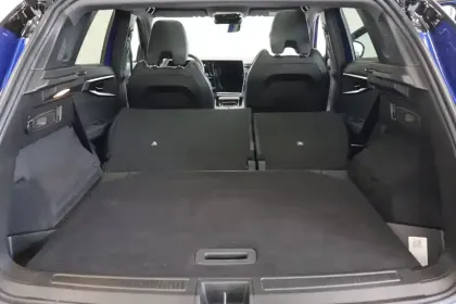 Photo 28 Renault Austral  E-Tech full hybrid 200 GSR2