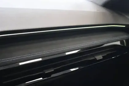 Photo 18 Renault Austral  E-Tech full hybrid 200 GSR2