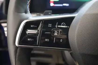 Photo 14 Renault Austral  E-Tech full hybrid 200 GSR2