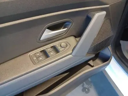 Photo 16 Dacia Duster  Hybrid 140