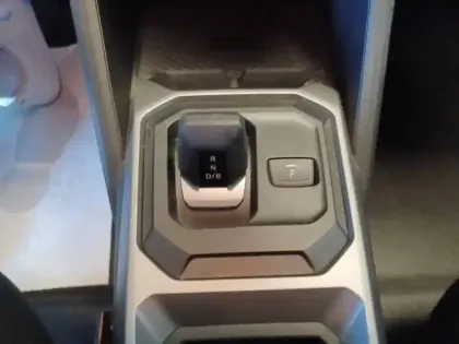 Photo 32 Dacia Duster  Hybrid 140