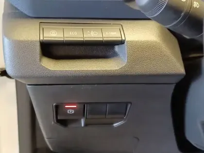 Photo 24 Dacia Duster  Hybrid 140