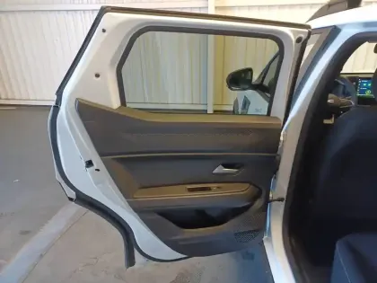 Photo 17 Dacia Duster  Hybrid 140