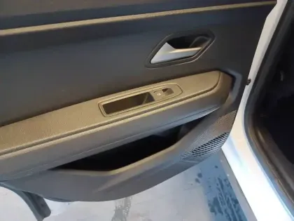 Photo 18 Dacia Duster  Hybrid 140