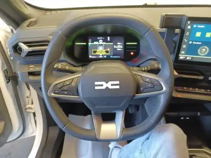 Photo 29 Dacia Duster  Hybrid 140