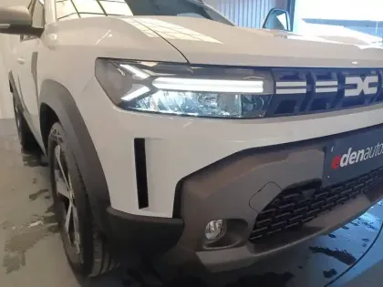 Photo 39 Dacia Duster  Hybrid 140