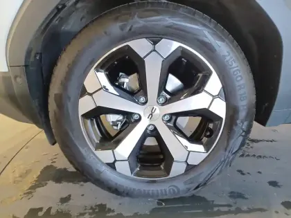 Photo 5 Dacia Duster  Hybrid 140