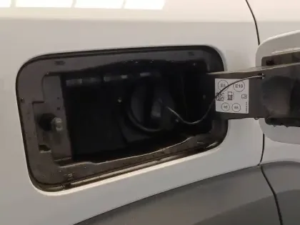 Photo 23 Dacia Duster  Hybrid 140