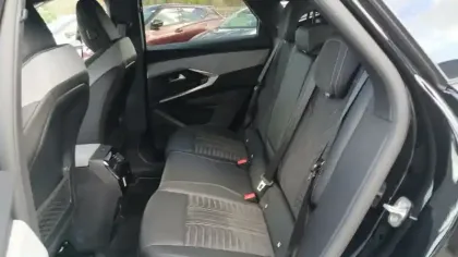 Photo 46 Peugeot 3008  Hybrid 145 e-DCS6