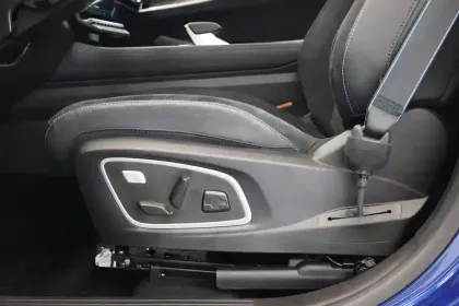 Photo 48 Renault Austral  E-Tech full hybrid 200 GSR2