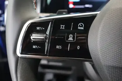 Photo 17 Renault Austral  E-Tech full hybrid 200 GSR2