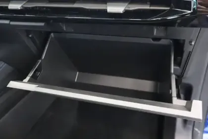 Photo 47 Renault Austral  E-Tech full hybrid 200 GSR2