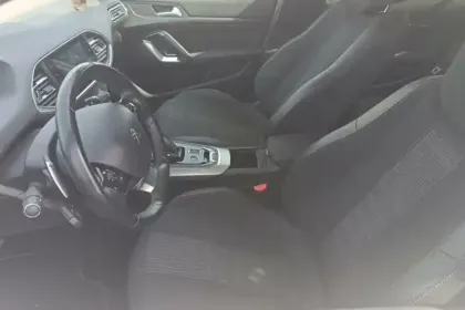 Photo 9 Peugeot 308  BlueHDi 130ch S&S EAT8