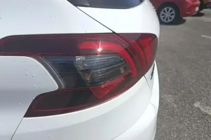 Photo 30 Peugeot 308  BlueHDi 130ch S&S EAT8