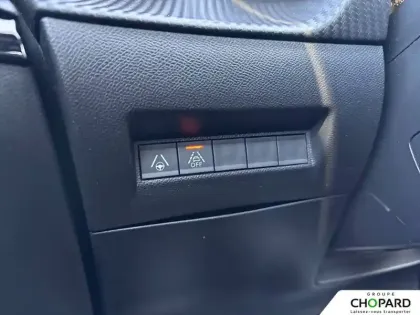 Photo 19 Peugeot 208  Electrique 50 kWh 136ch