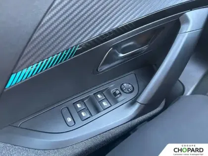 Photo 19 Peugeot 2008  Electrique 136 ch