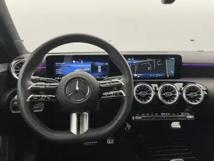 Photo 22 Mercedes Classe A  250 e Hybrid EQ