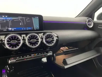 Photo 24 Mercedes Classe A  250 e Hybrid EQ