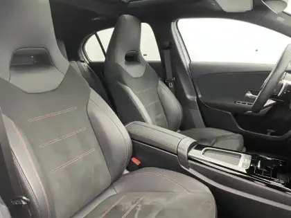 Photo 27 Mercedes Classe A  250 e Hybrid EQ