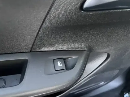 Photo 23 Opel Corsa  1.2 Turbo 100 ch BVA8