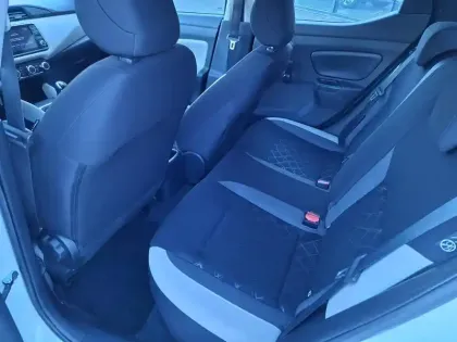 Photo 7 Nissan Micra  IG-T 100