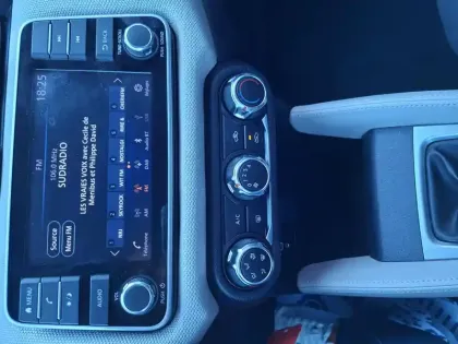 Photo 18 Nissan Micra  IG-T 100