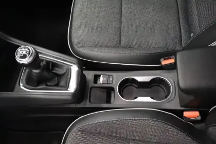 Photo 29 Renault Captur  TCe 140 - 21