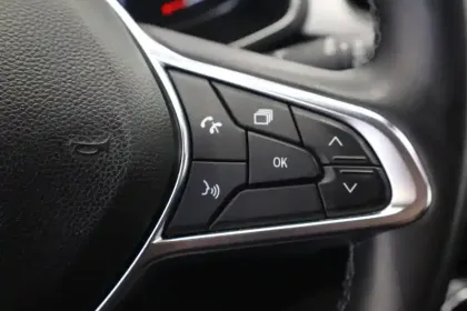 Photo 10 Renault Captur  TCe 140 - 21