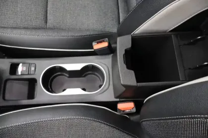 Photo 31 Renault Captur  TCe 140 - 21