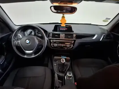 Photo 7 BMW Serie 1 116d 116 ch