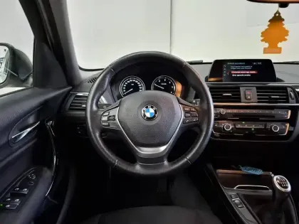 Photo 6 BMW Serie 1 116d 116 ch