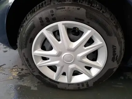 Photo 37 Ford Fiesta  1.1 75 ch BVM5