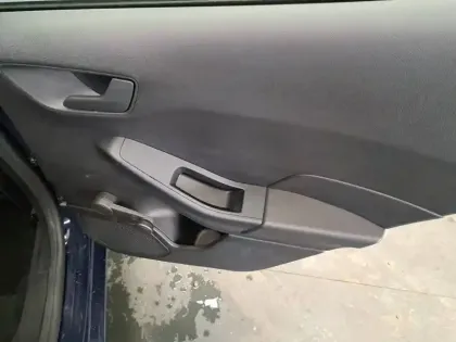 Photo 25 Ford Fiesta  1.1 75 ch BVM5