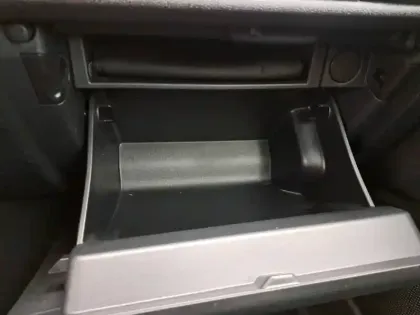 Photo 23 Ford Fiesta  1.1 75 ch BVM5