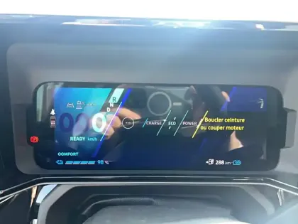 Photo 16 Renault 4 Renault  E-Tech Electrique 150 ch autonomie confort