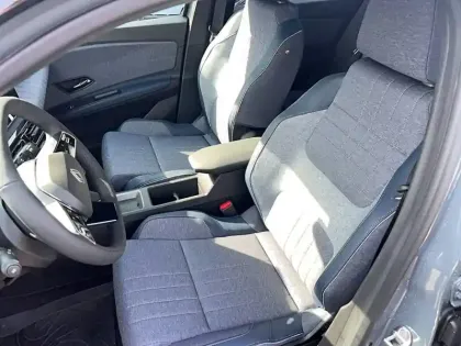 Photo 8 Renault 4 Renault  E-Tech Electrique 150 ch autonomie confort