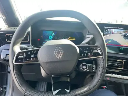 Photo 14 Renault 4 Renault  E-Tech Electrique 150 ch autonomie confort