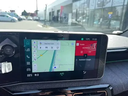 Photo 23 Renault 4 Renault  E-Tech Electrique 150 ch autonomie confort