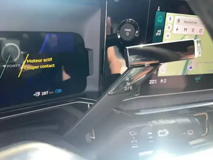 Photo 12 Renault 4 Renault  E-Tech Electrique 150 ch autonomie confort