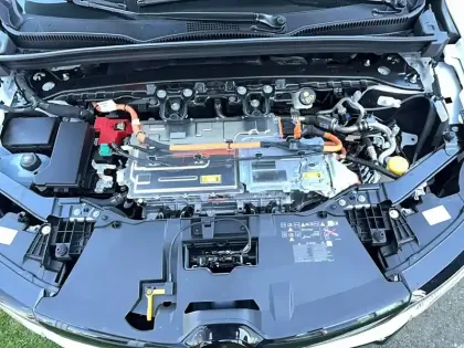 Photo 23 Renault Megane  E-Tech 220 ch autonomie confort GSR2