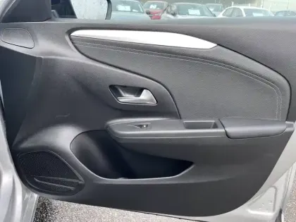 Photo 25 Opel Corsa  1.2 Turbo 100 ch BVM6